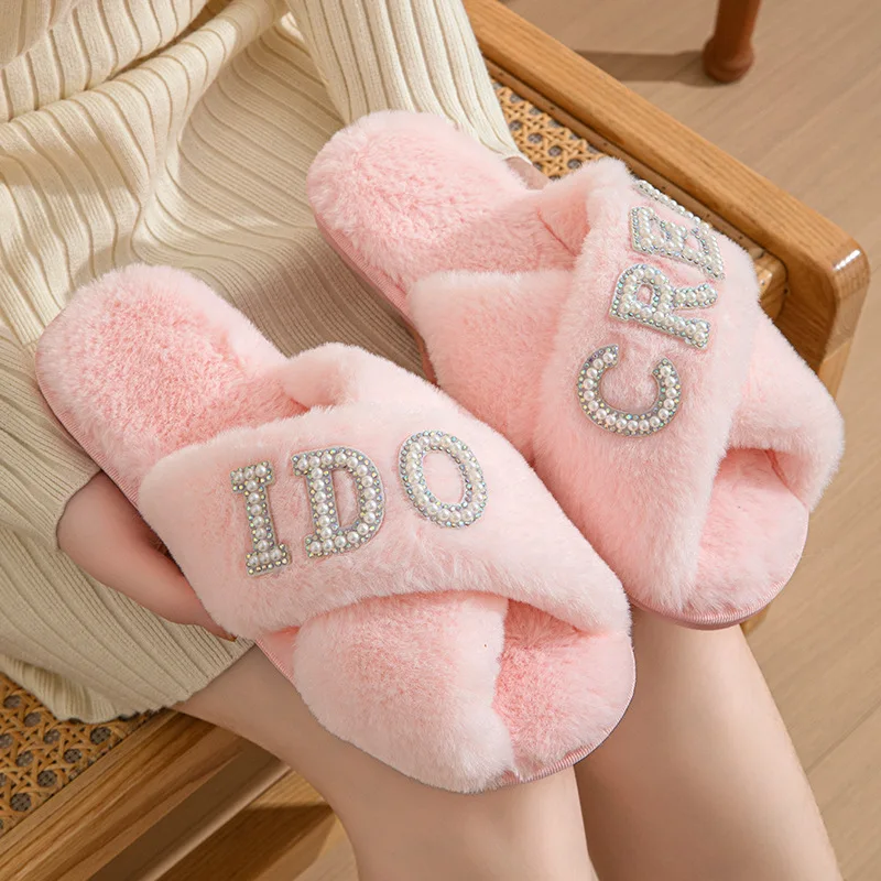 Bride Pearls Fluffy Slippers Honeymoon Shower Shoes Wedding Photo Props Wedding Supplies Creative Bridesmaid Romantic Gifts — view 5