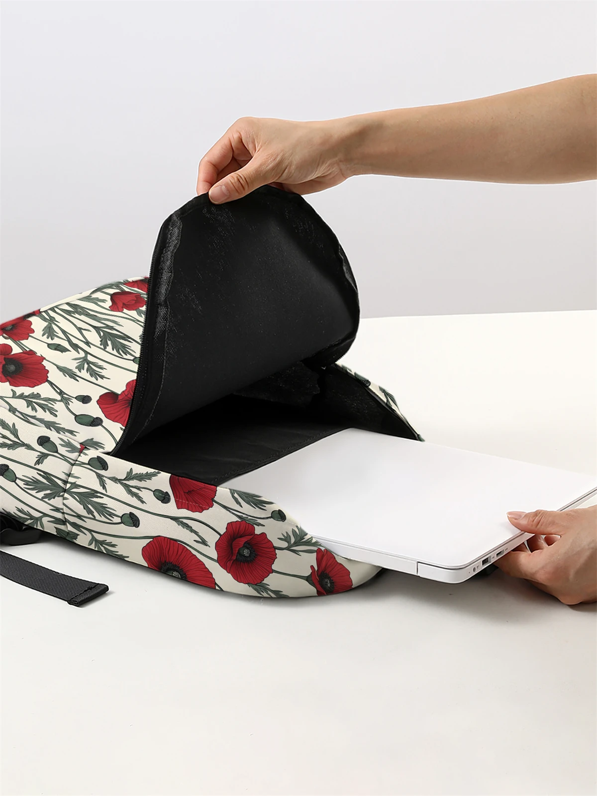 New men's and women's large capacity university backpacks, fashionable women's laptops, backpacks, cute girls' travel bags