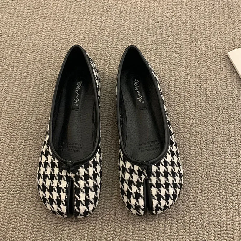 النساء الشقق تابي النينجا أحذية امرأة السيدات ستوكات الجلود مريح الشقق سبليت تو النعال لينة أسفل المتسكعون الصلبة موجز لا