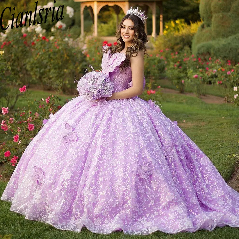 

Lilac Sequined Lace 3D Butterfly Quinceanera Dresses Ball Gown Off The Shoulder Beading Crystal Corset Vestidos De 15 Años
