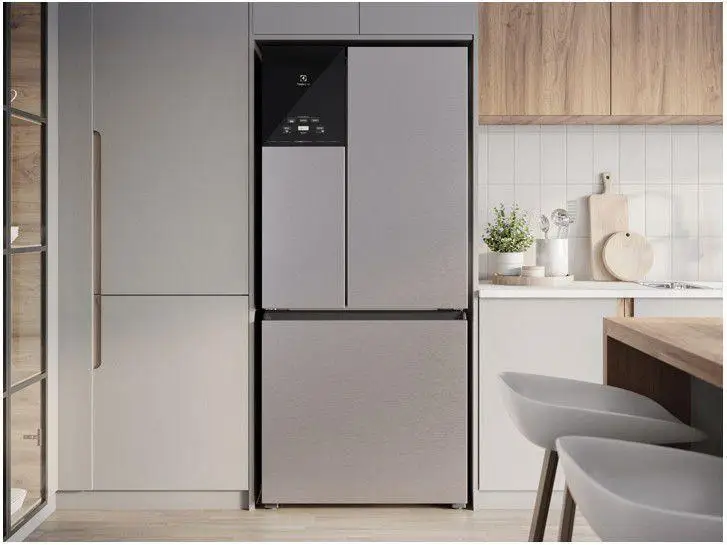 Geladeira/Refrigerador Electrolux Frost Free Multidoor - 220V 3