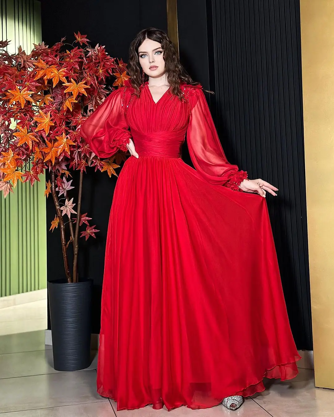 

Elegant Long Sleeves Evening Dresses Chiffon Prom Dresses O-Neck Flowers Floor Length Formal Occasion Dresses