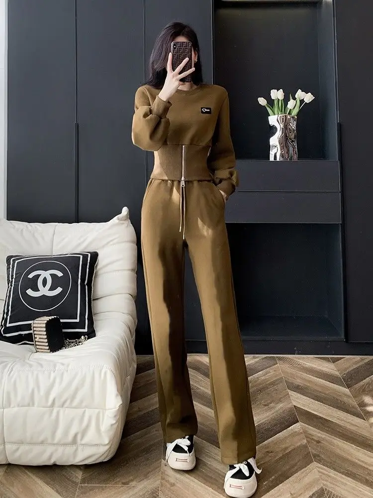 2024 Sports and Leisure Women's Set Autumn and Winter Age Reducing Fashion Slim Fit Top+Wide Leg Pants Two Piece Set