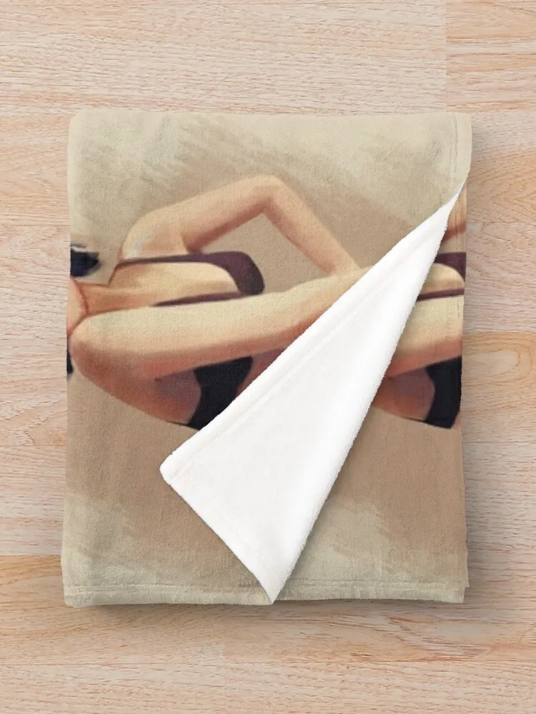 Lana Parrilla ��� �ʴ��� ���, �ε巯�� �÷��� ���� ����