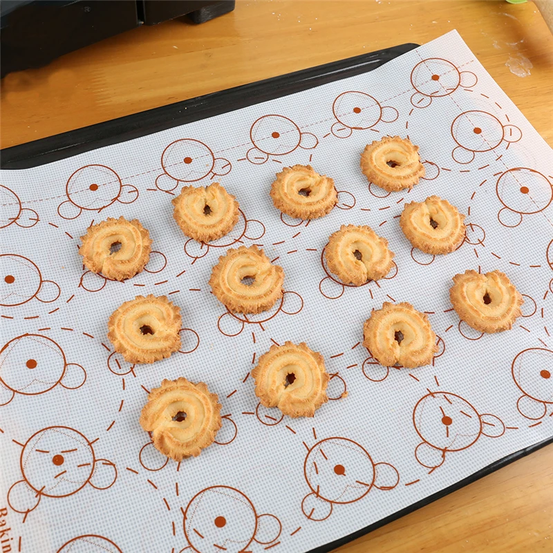2 Lati Che Fanno Macaron Tappetino In Silicone Double Sides Macaroon Liner Pad Cottura Con 35 Cerchi Modello Macaron Riutilizzabile Antiaderente