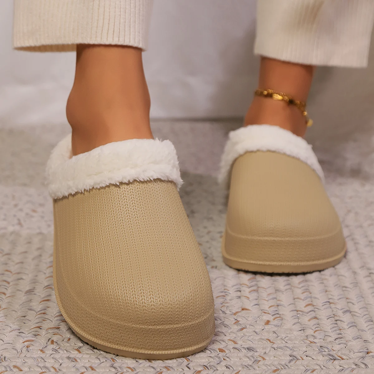 Cozy Platform Slippers House Warm Slippers Slip on Comfortable Memory Foam Slippers Warm Plush Bedroom Shoes for Winter 2