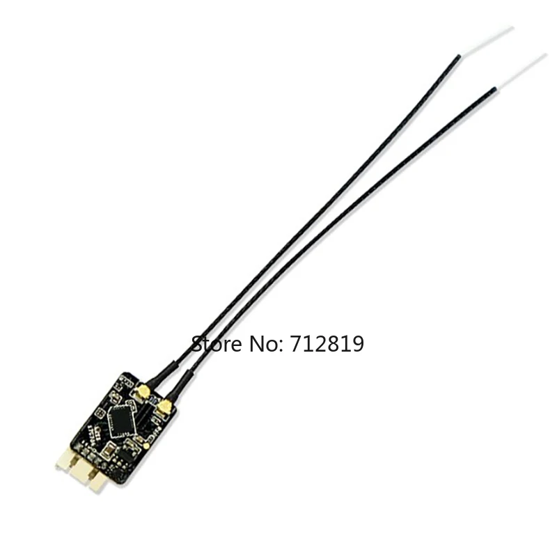 Boîte du récepteur FrSky R-XSR ACCST ACCESS D16 avec câbles et documentation.