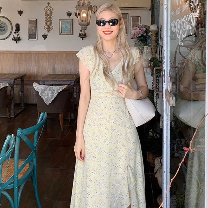 

French Floral Dress Female 2022 Summer New Waist Slim Ruffled Fishtail Skirt Retro Split Long Skirt Temperament Floral Skirt