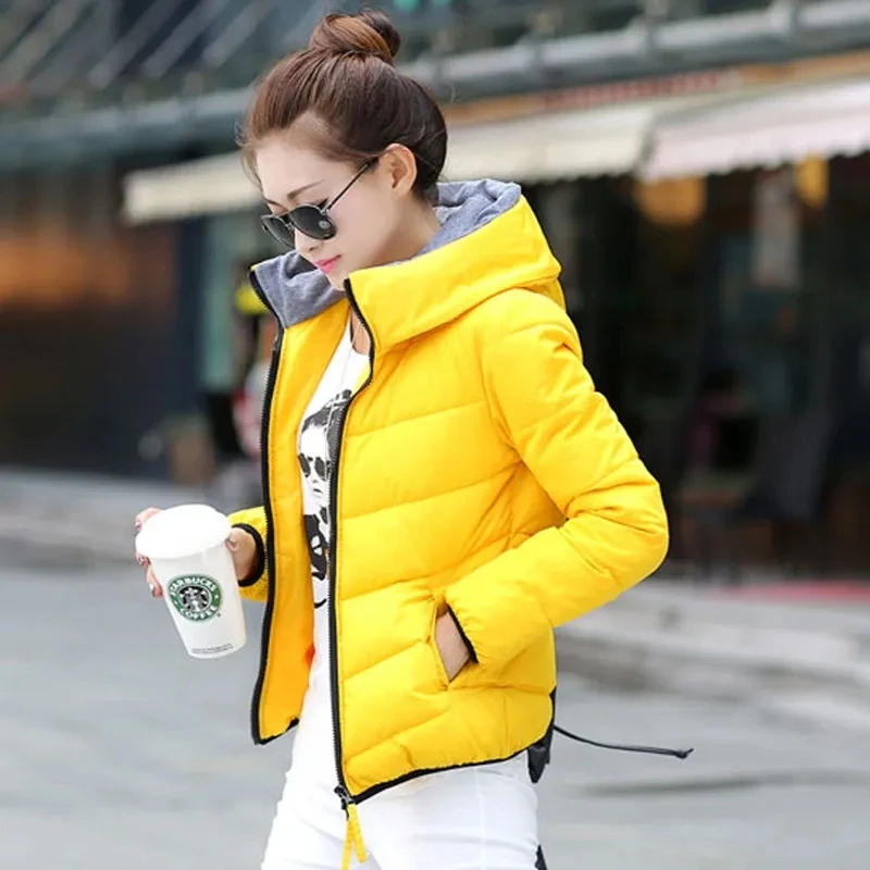 Short Cotton Jacket Women's 2023 New Winter Coat Student Korean Thicken