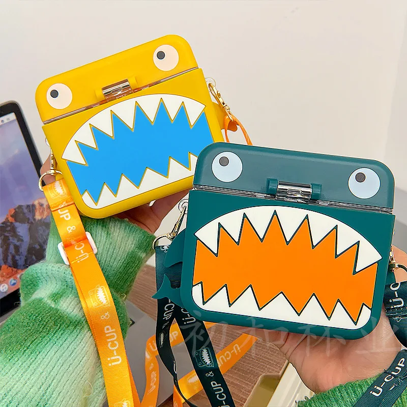 

Cute children's shark water cup kindergarten school straw bottle with rope baby outing portable can carry a kettle gift