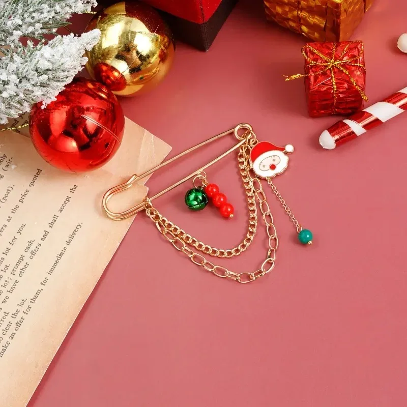 Cute Christmas Santa Claus Snowman Pendants Brooch Badge Xmas Laple Pin New Year Party Jewelry Gifts for Women Men Kids