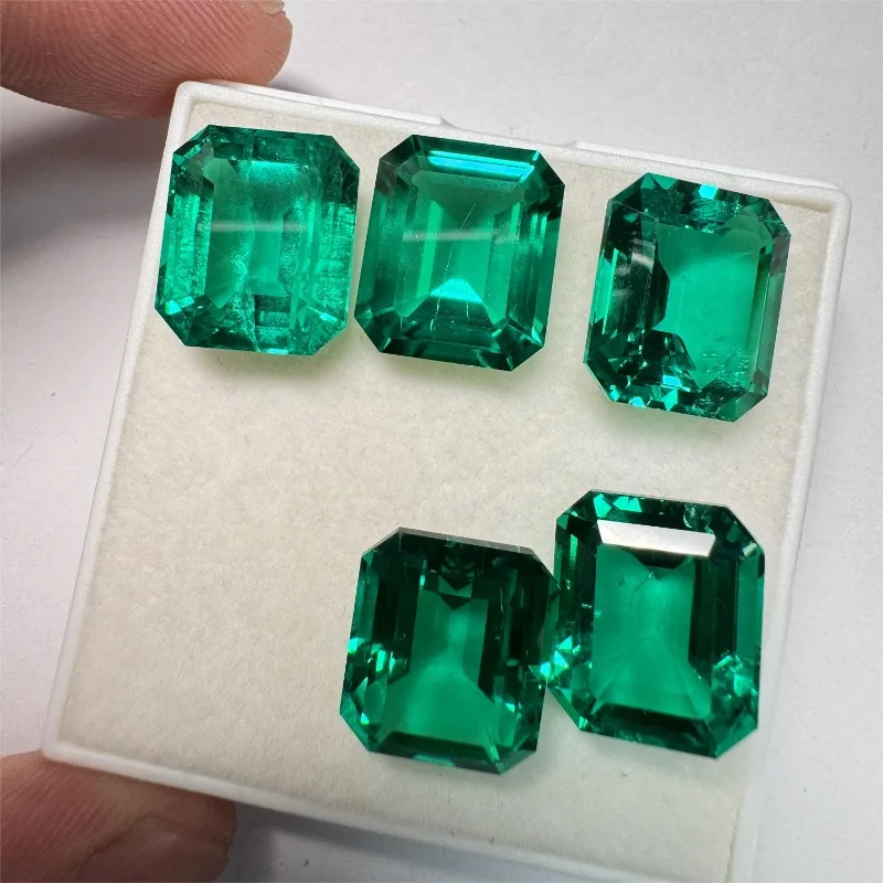 Lab Grown Emeralds Hydrothermal Emerald 12x14mm Hand Cutting with Cracks Inclusions Inside Selectable AGL Certificate