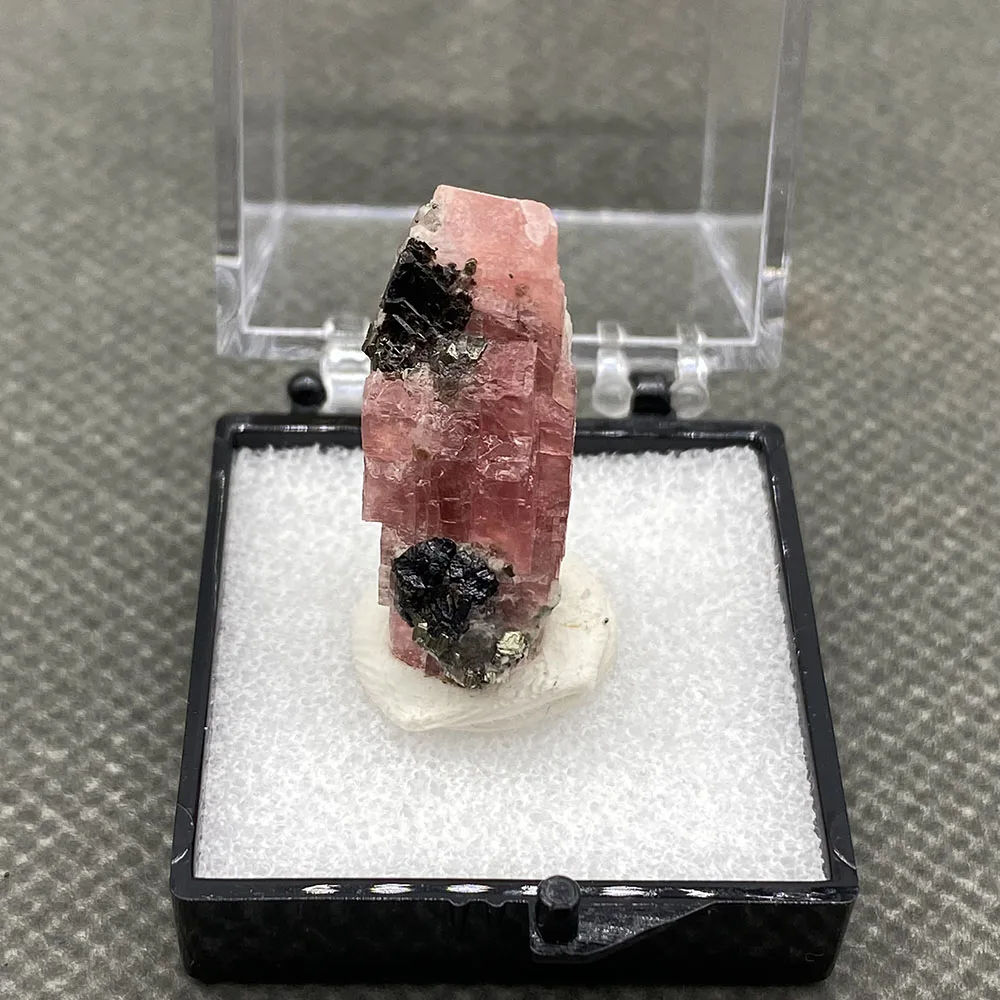 100%Natural Quartz Rhodochrosite and Purple Fluorite Pyrite Mineral Crystal Specimen from Guangxi Province,China +box size:3.5cm