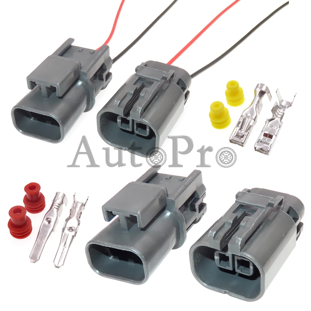 

1 Set 2 Hole 7223-1824-40 7122-1824-40 Auto Starter Modification Socket with Terminal Car Gasoline Pump Electric Cable Connector