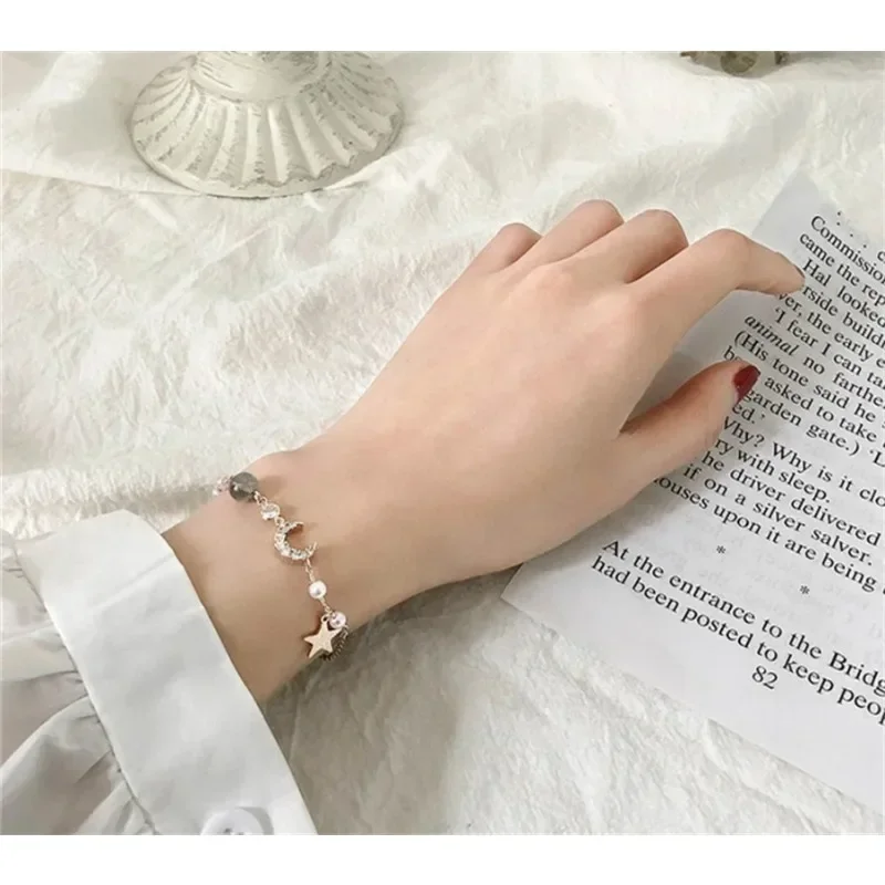 Stainless Steel Bracelet New Style Simplicity Subtlety Moon Lightweight Luxury Bracelet for Women Temperament Jewelry Daily Wear