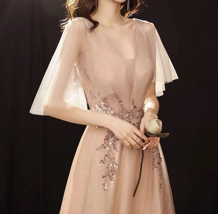 

Gorgeous Champagne Prom Dreses Appliques Bead A-Line Lace Up V-Neck Tulle Flare Sleeve Applique Long Banquet Party Evening Gowns