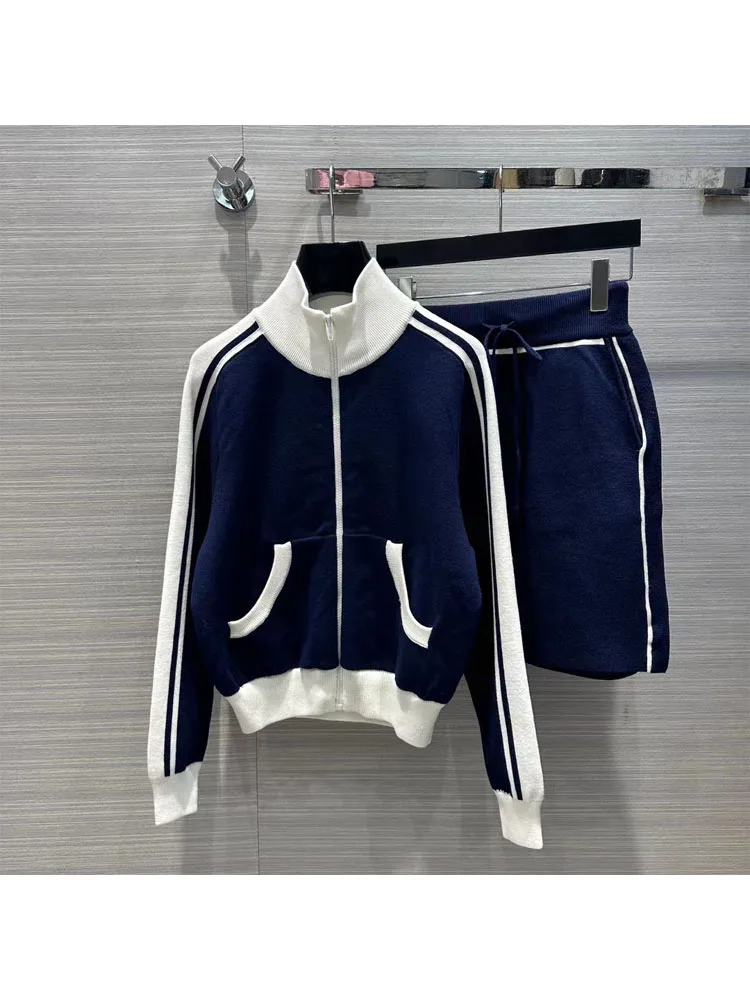 

Женский спортивный костюм с двойными карманами, повседневная трикотажная куртка с воротником-стойкой и маленькой юбкой в стиле преппи, голубого и белого цветов, новинка 2023