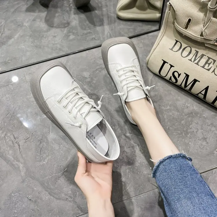 

Кроссовки женские с закрытым носком, повседневная обувь с квадратным носком, модные ботинки в стиле ретро, белые, лето 2024