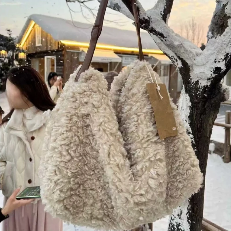 Women Bag Autumn Winter Luxury Fashion New 2026 Imitation Lamb Wool Shoulder Bag Handbag Simple Office Women Bag Handbags Purses
