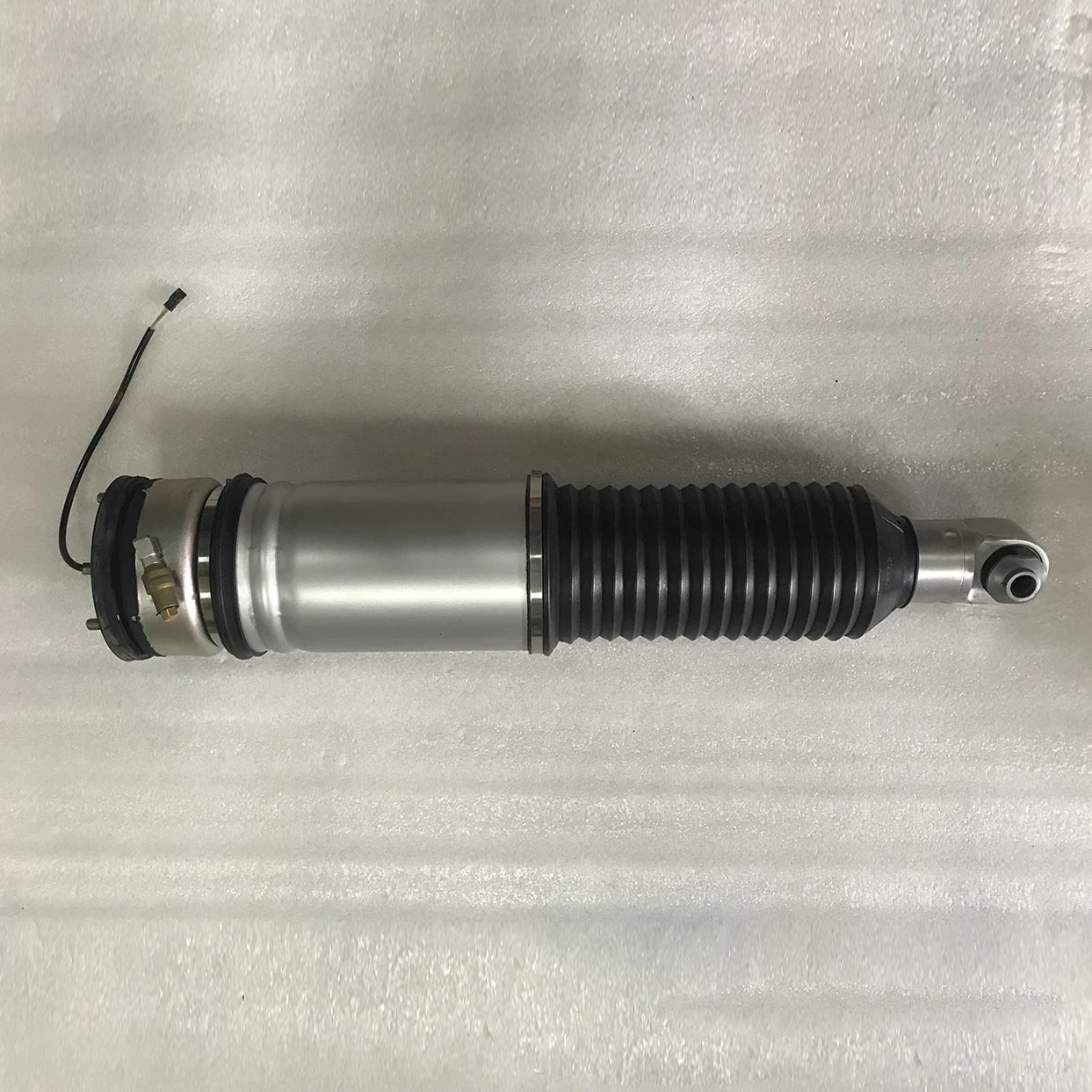      ġ, BMW E66/730d/740d/745i  OE:37126785538