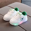 zapatillas LED Kid Sneakers Autumn Girl Luminous Shoe Soft Sole Boy Casual Shoes Anti Slip Skate Shoes Child Shoe zapatos niña 4