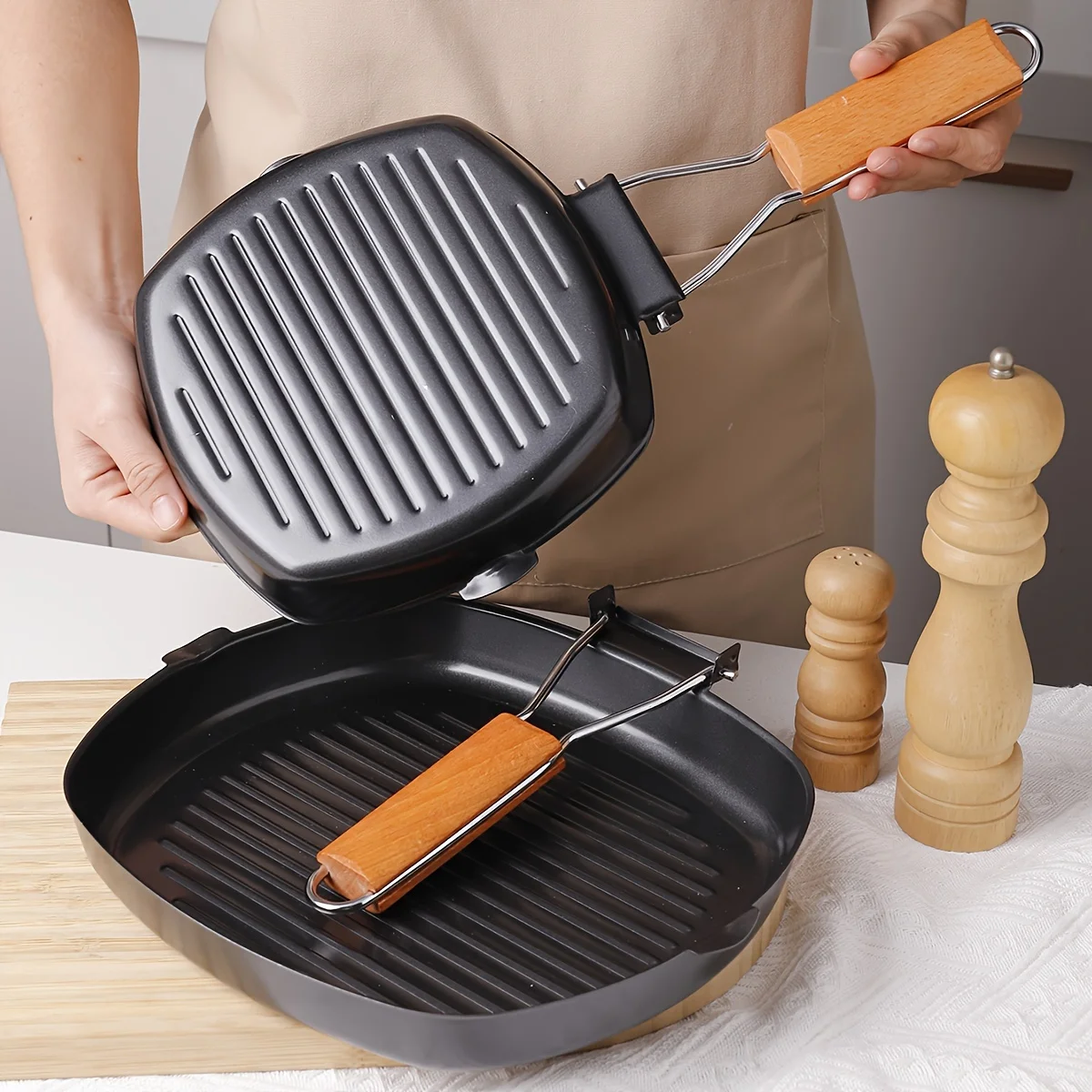 1pcs Non-Stick Cast Iron Skillet with Foldable Handle-Steak & Egg Pan, Easy Clean,Outdoor Camping Cookware