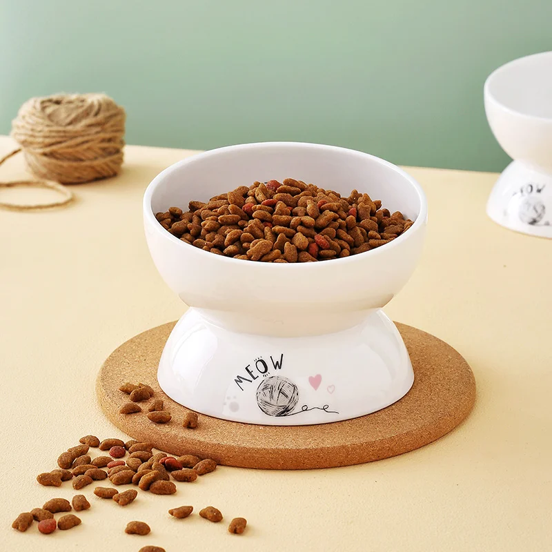 Cat bowl ceramic oblique mouth to protect the cervical spine and prevent overturning cat eating and drinking bowl