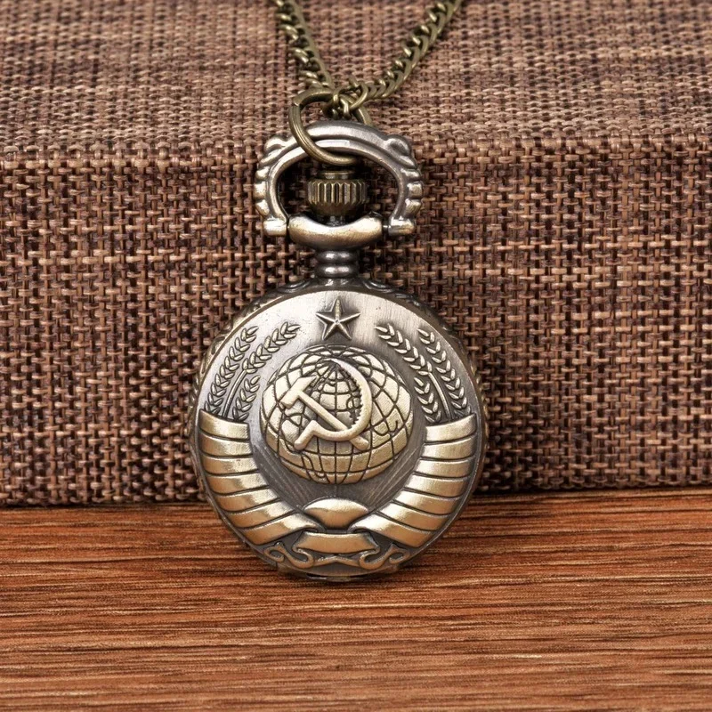 

Small Pocket Watch Vintage USSR Soviet Sickle Hammer Style Quartz Pocket Watch Necklace Bronze Pendant Badge Nostalgia Wholesale