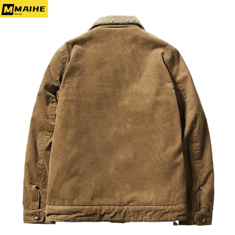 Рисунок 4 - Мужская зимняя куртка на пуговицах