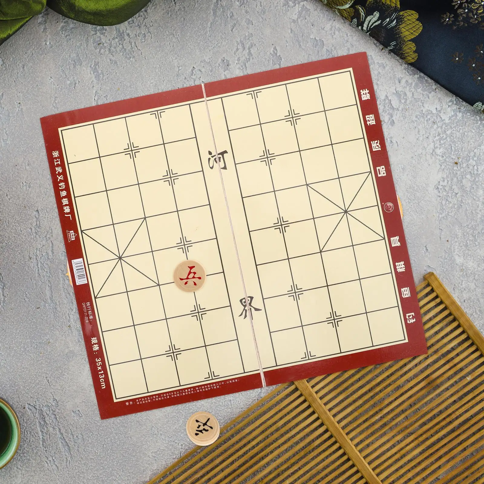 Wooden Chessboard Chinese Chess Set Foldable Design Chess Storage Traditional Game Hobby Collectibles Wooden Checkers Solid Wood