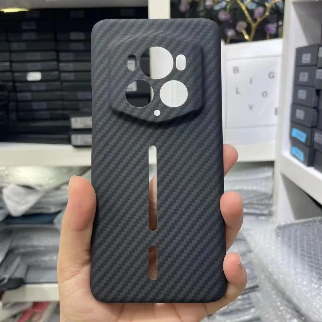 Deluxe1500D Kevlar ultra-thin heat dissipation frosted skin feel phone case suitable for Honor Magic6 RSR protective case