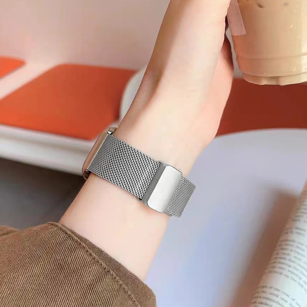 Sleek Stainless Steel Loop Mesh Strap