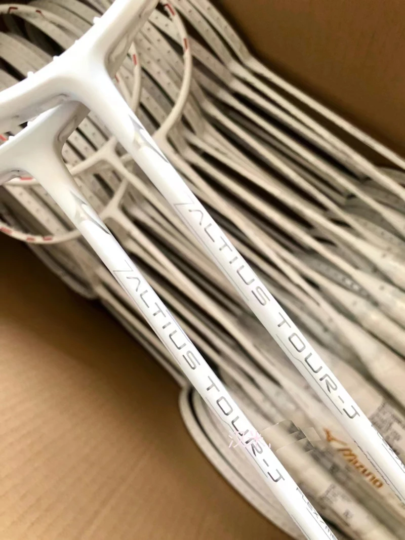 3ug5 Mizu ALTIUS TOUR-J Nozomi Okuhara Badminton Racket offensive