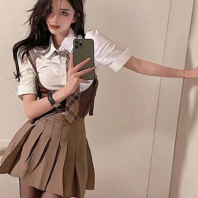 2023 한국 일본 스타일 슬림 스위트 섹시 걸 유니폼 JK 세트, 폴로 칼라 반팔 셔츠, 짧은 플리츠 스커트, 레트로 슈트의 상품정보