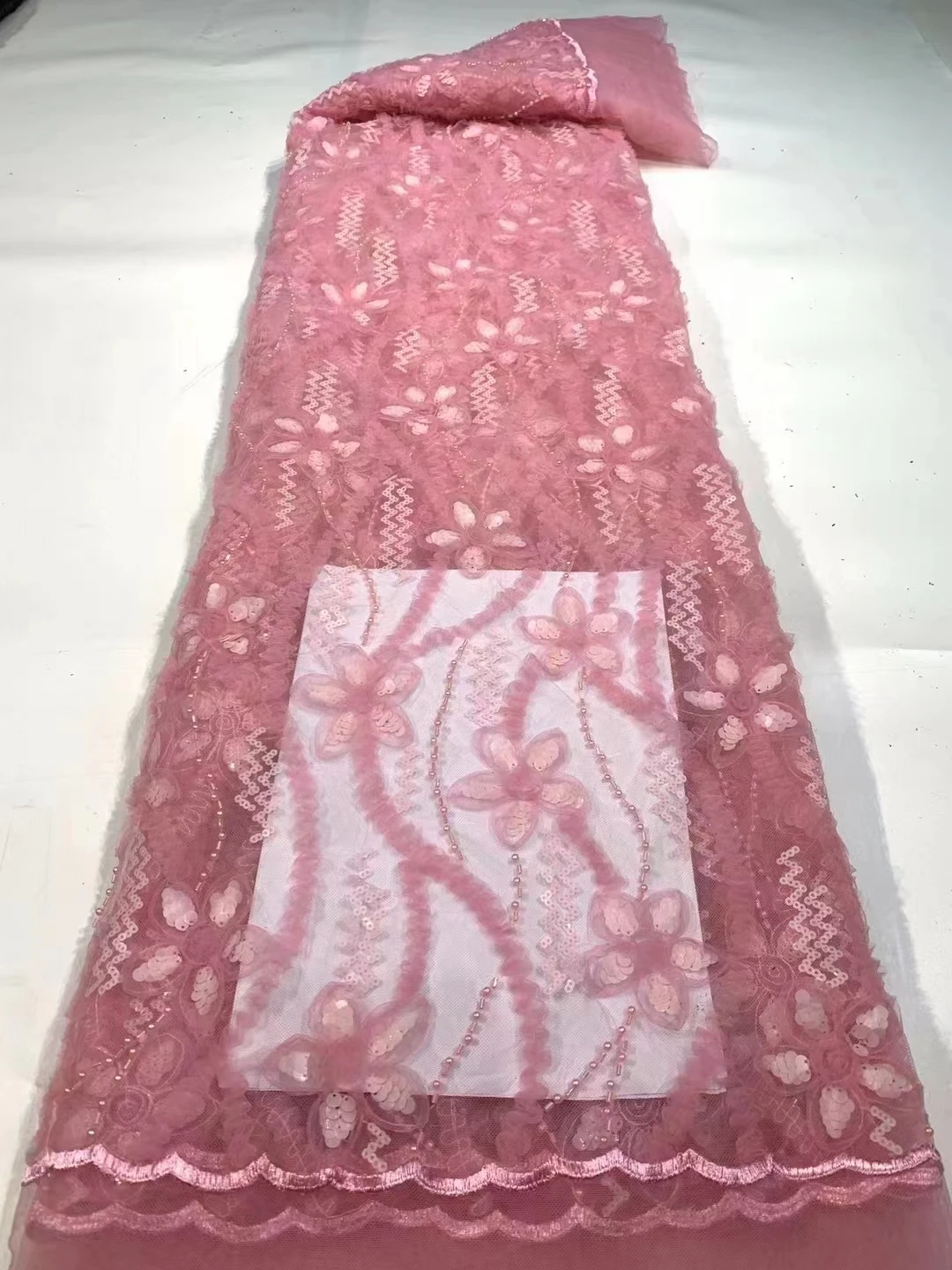 

2023 Latest Beaded African Lace Fabric Sequins Embroidery French Mesh Lace Fabric Nigerian Tulle Lace Fabric For Party ST