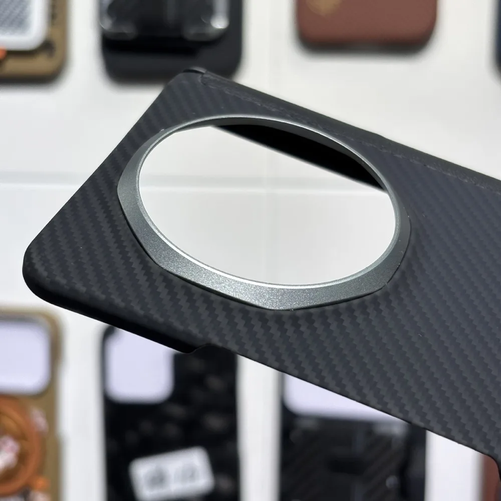 Premium Magnetic Aramid Carbon Fiber Phone Case with Magsafe Compatibility