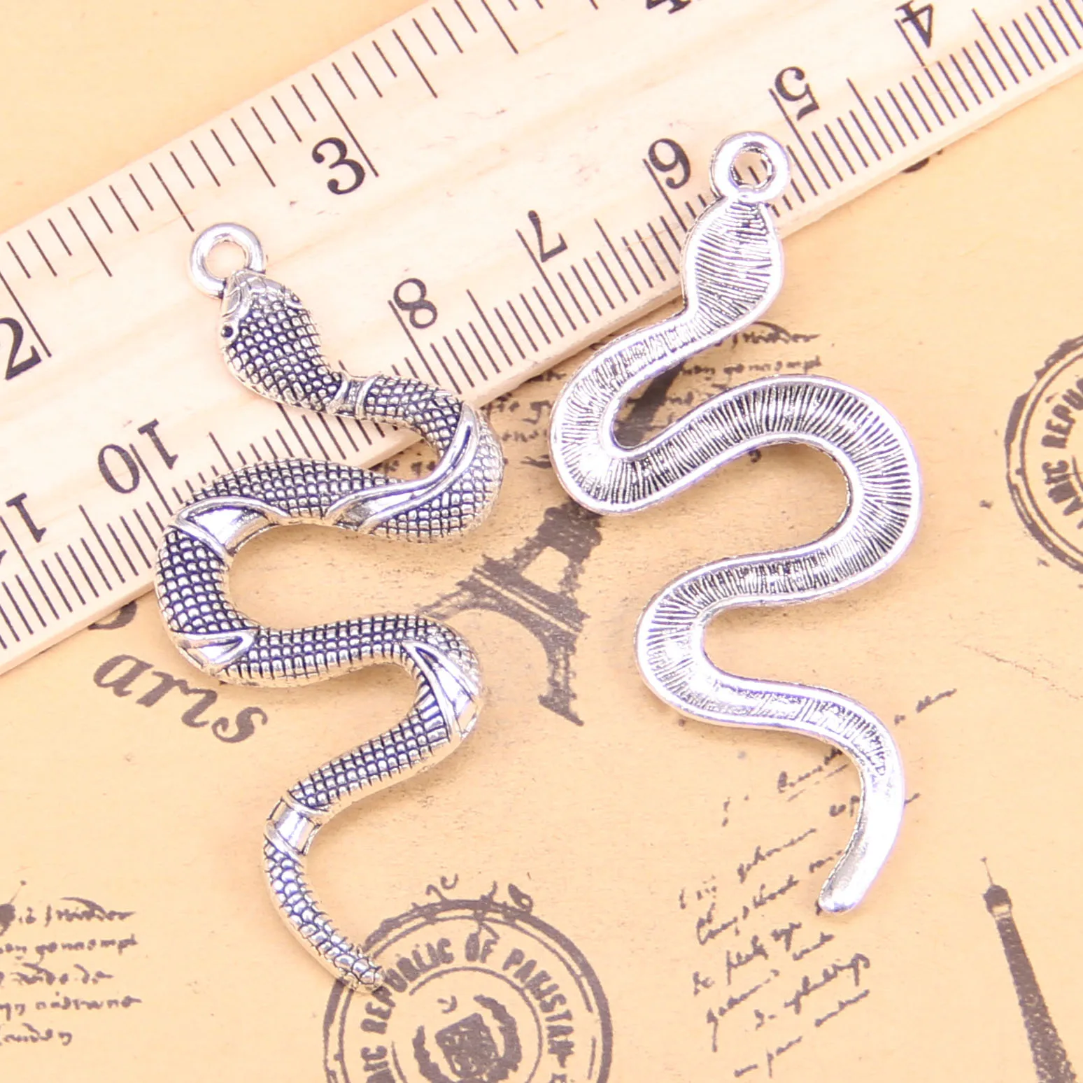 

Подвески для ювелирных изделий в виде змеи-кобры 53x23 мм, посеребренные подвески в античном стиле, изготовление украшений своими руками, 25 шт.