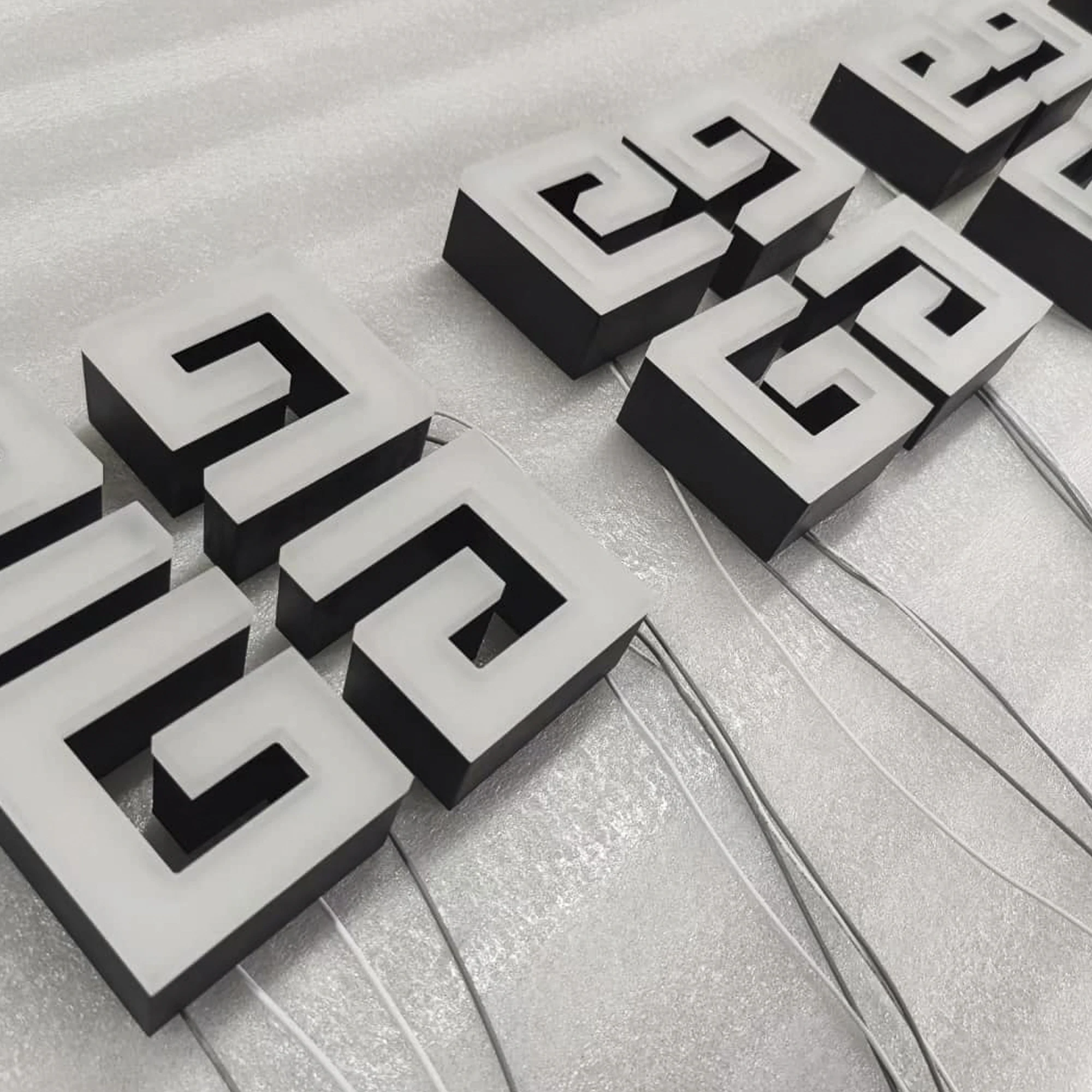 Рисунок 2 - Светодиодный передний зеркальный