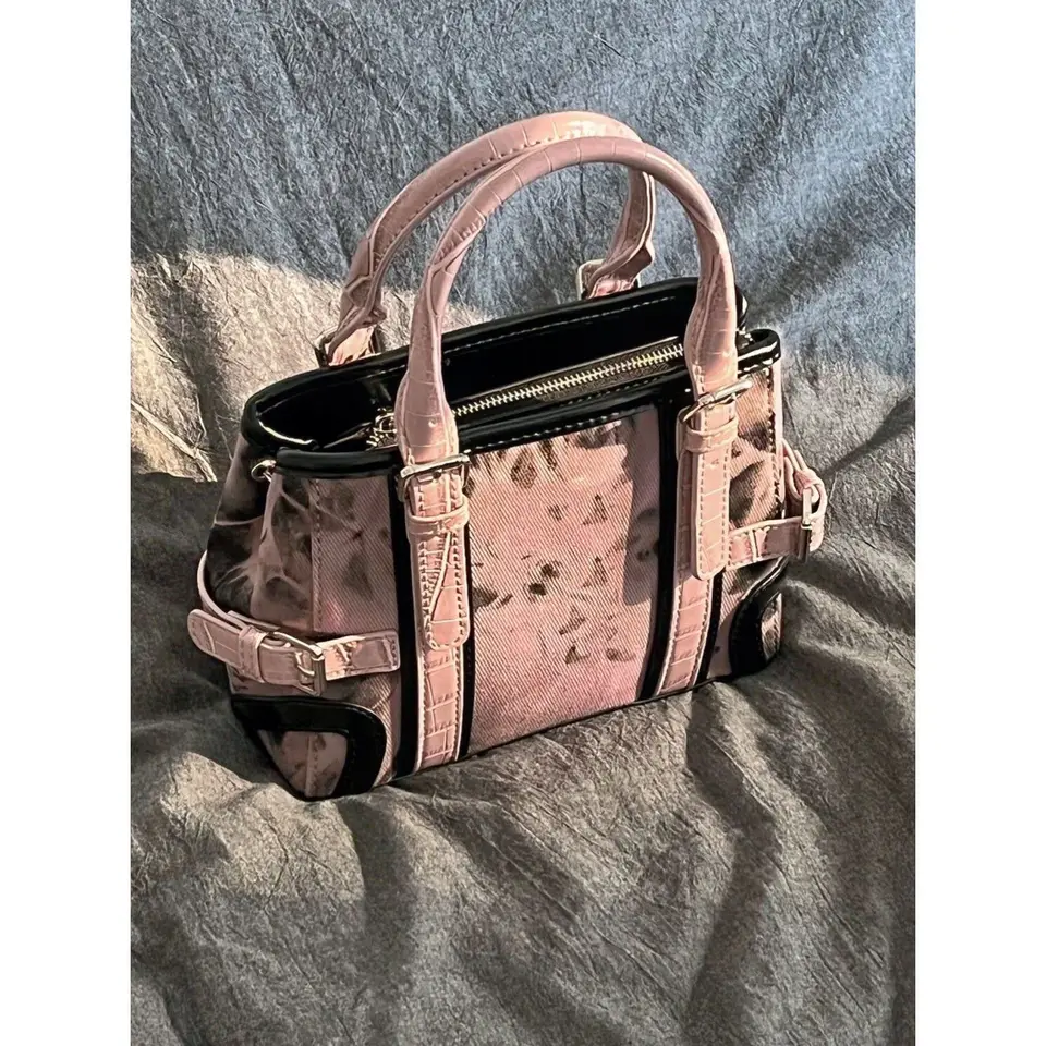 Nuova borsa a tracolla colorata solida per abbigliamento da strada, borsa a mano informale, borsa a tracolla semplice, borsa quadrata piccola | SHEIN ALIA