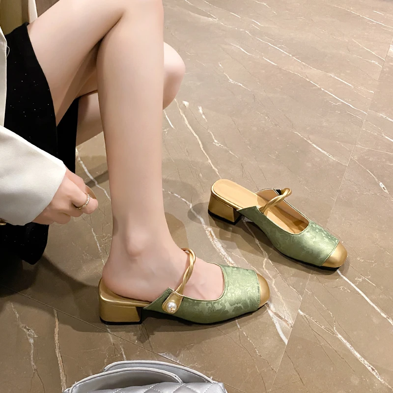2024 NEW Women Sandals Ladies Embroidery Med Heels Closed Nose Lady Sandals Female Round Toe Hook Loop Retro Shoes Shallow Mouth