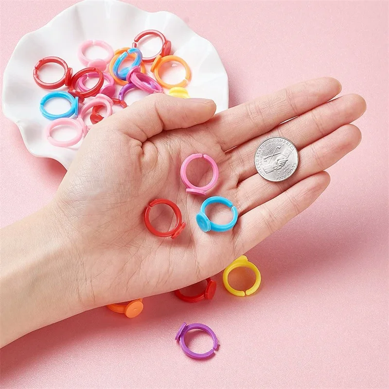 100 Stück 14 mm Kunststoffringe, Cabochon-Basis, blanko, für DIY-Schmuckherstellung, Zubehör, Kinder, Mädchen, Bastelmaterial, Zubehör, Erkenntnisse – Detail 3