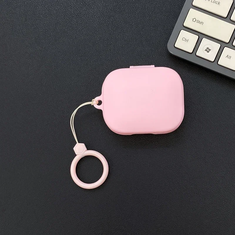 Charming Full Coverage Silicone Headphone Case - Protective Cover