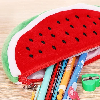 Materiale scolastico Cancelleria Astuccio per anguria Frutta carina Kawaii Peluche Astuccio per matite di grande capacità Astuccio per cosmetici per regalo per bambini