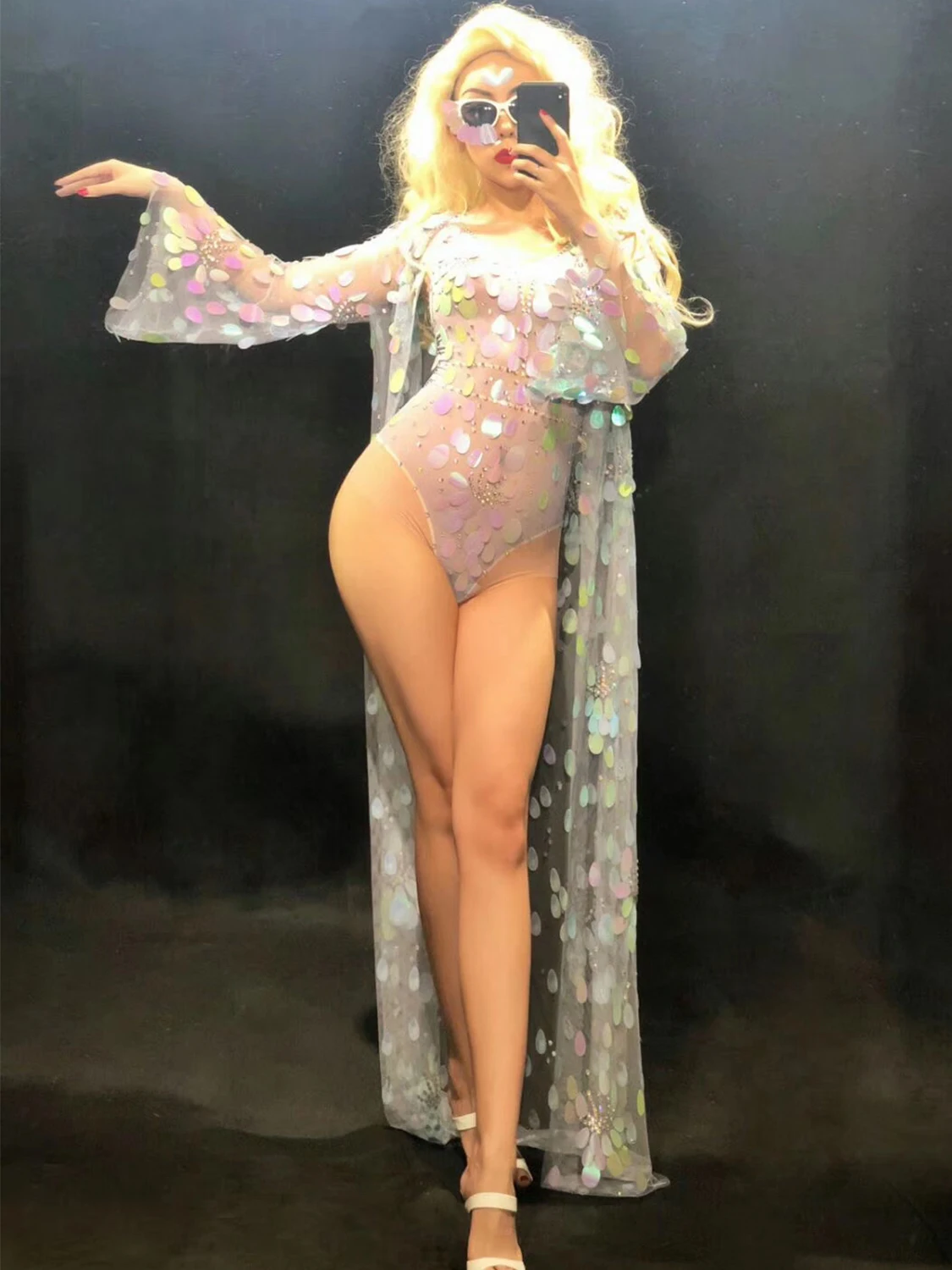 

Nightclub Costumes Shining Rhinestones Bodysuits Transparent Women Colored Sequin Long Coat Prom Party Birthday Celebrate Outfit