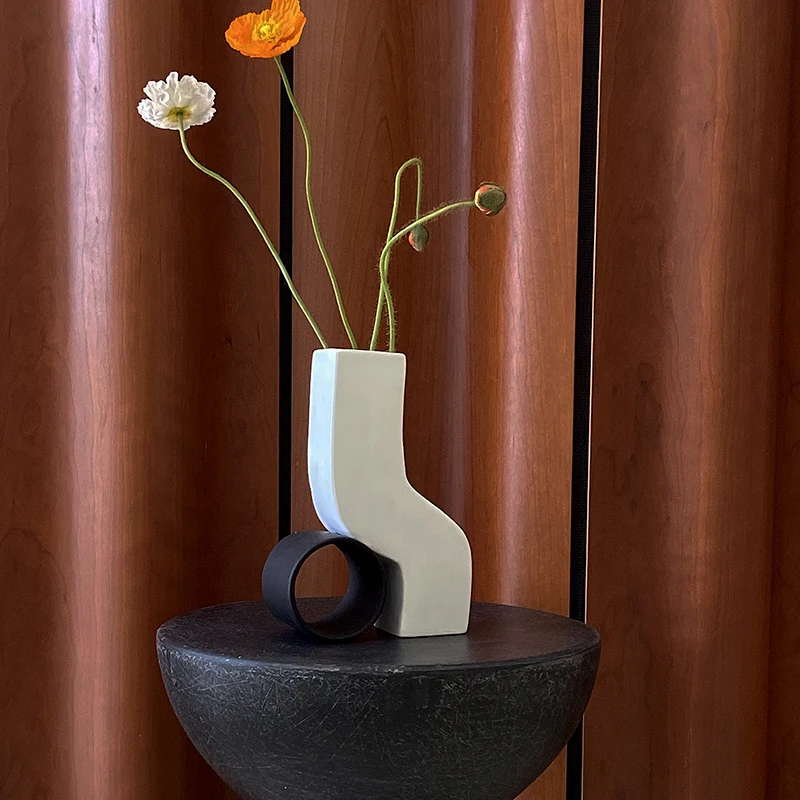 

Geometric Nordic Vase Abstract Table Top Ceramic Minimalist Aesthetic Room Vase Minimalism Adornos Para Casa Home Decoration
