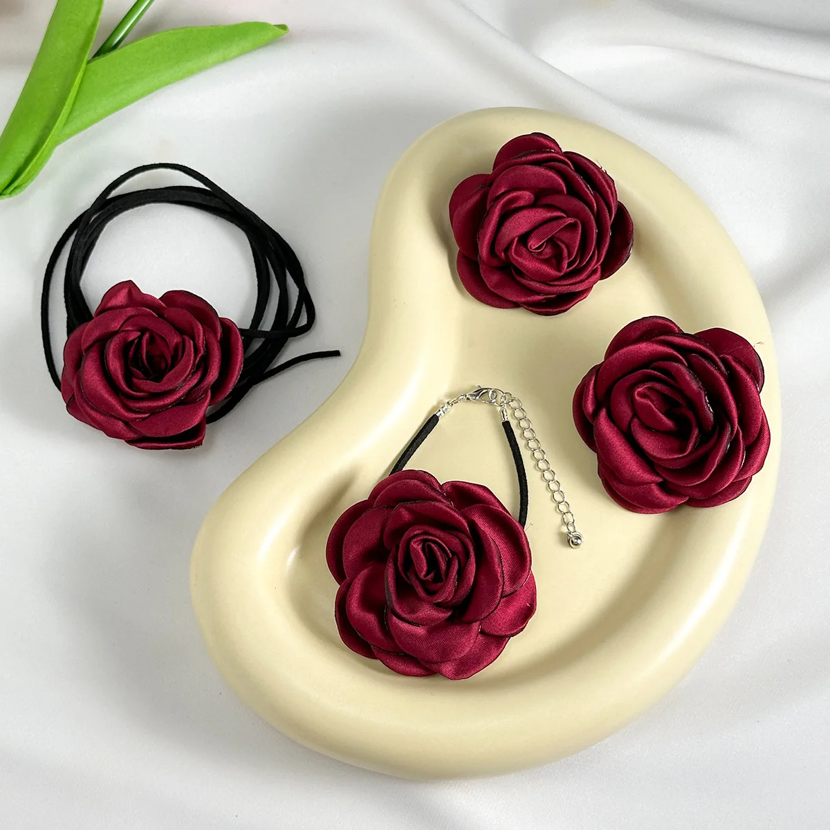 Rose Flower Choker Necklace For Women Jewelry Set Elegant Party Long Rope Chain Exaggerated Pendant Necklace And Earrings Set