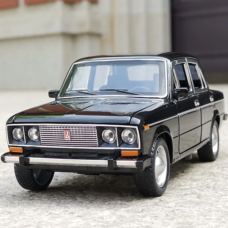 

1:24 LADA Classic Car Alloy Car Model Diecast Simulation Metal Toy Vehicle Pull Back Car Sound Light Collection Kids Gifts