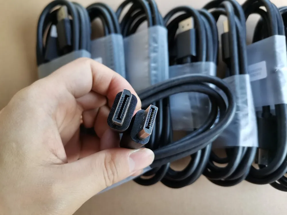 The original DP cable is suitable for the computer host to connect to the monitor HDMI data cable.