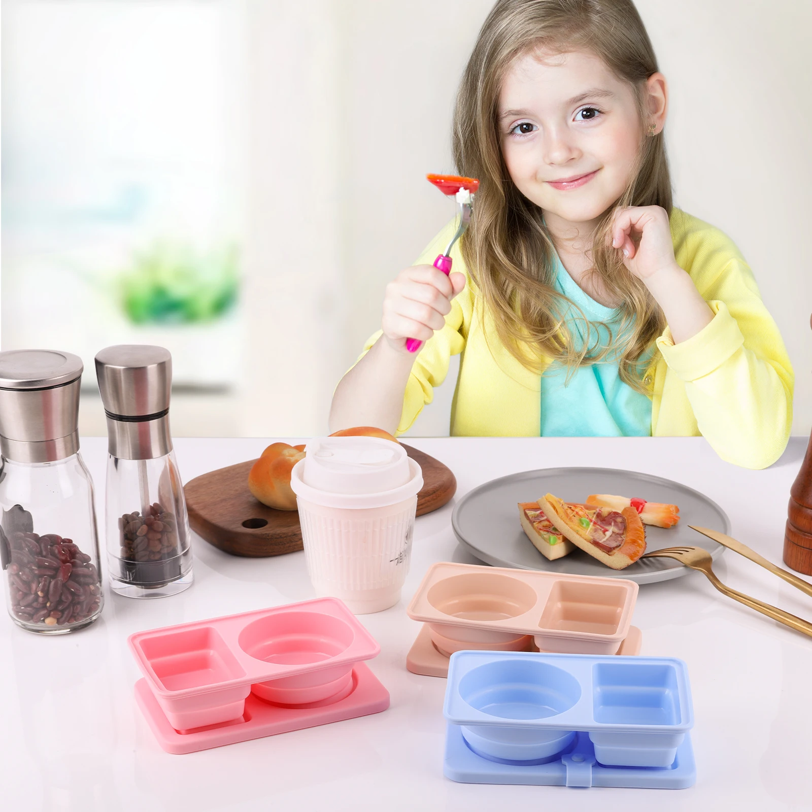 3Pcs 2 Compartment Silicone Snack Containers Multi-Function Food Storage Containers Sauce Seasoning Container for Camping Picnic