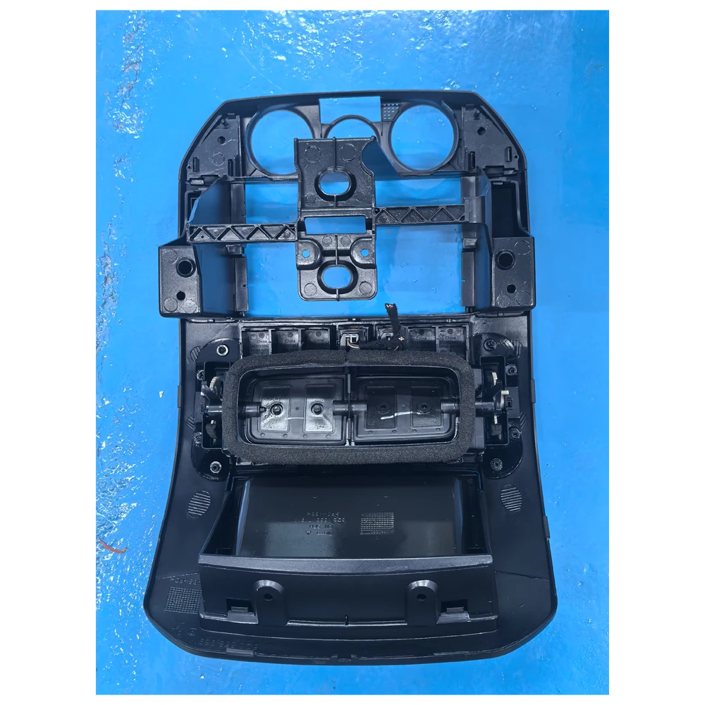 순정 및  자동차 액세서리 85% 새것 VW 폴로 2004-2010용 에어벤트가 있는 순정 블랙 중앙 제어판